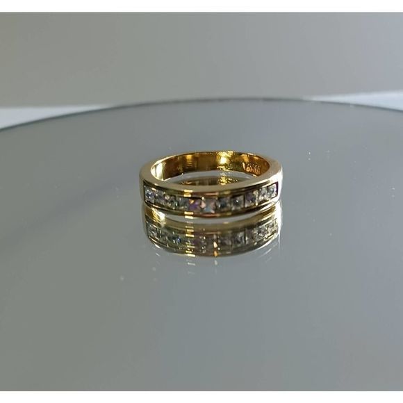 Swarovski Elements - Size 6¾ - 18K gold plated ring as pictured - Picture 4 of 6